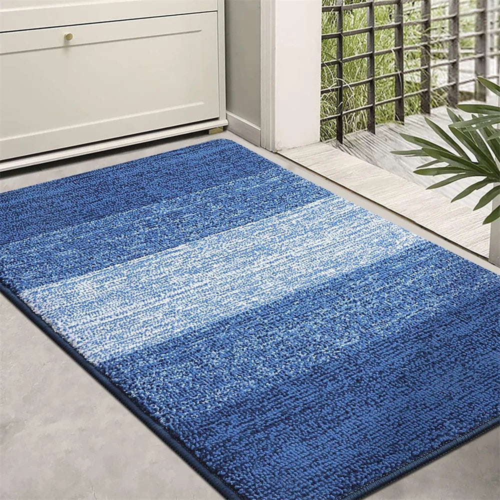 tapis de cuisine derrière la porte