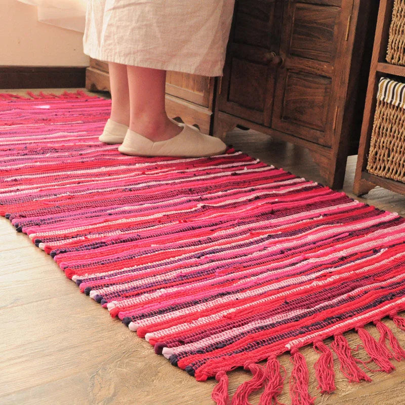 Tapis de cuisine couleur framboise